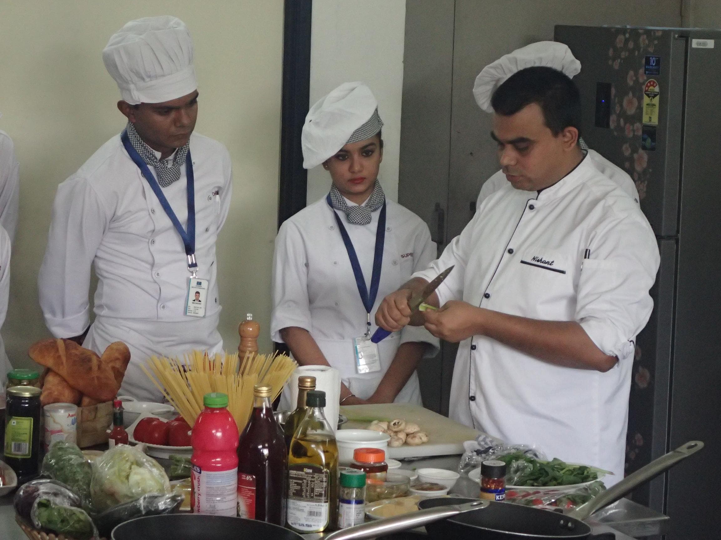 Vivekanand Institute of Management Ahmedabad Students photo 24